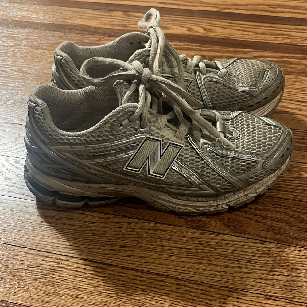 New Balance 1906r Sneakers Size 8
